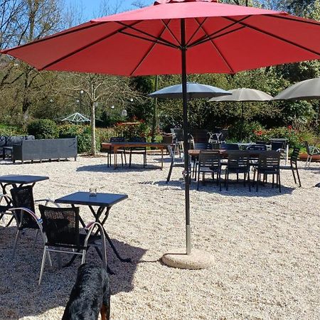 Logis Hotel De France Restaurant Grill Domfront  Exterior foto